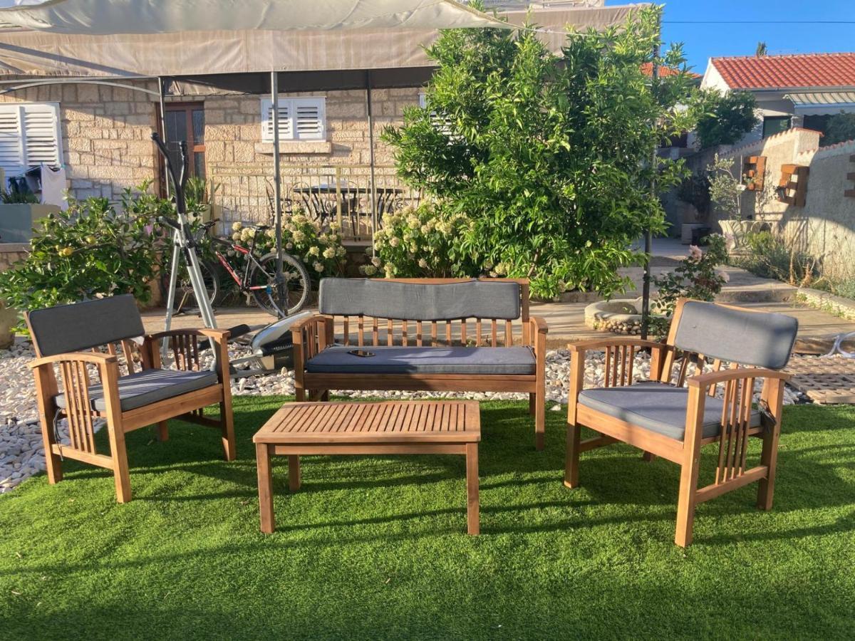 Apartments Bernarda, יזרה מראה חיצוני תמונה