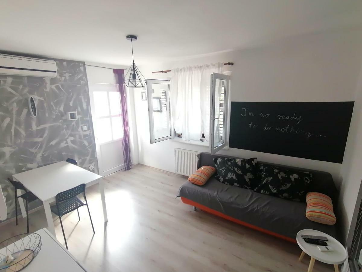 Apartments Bernarda, יזרה מראה חיצוני תמונה